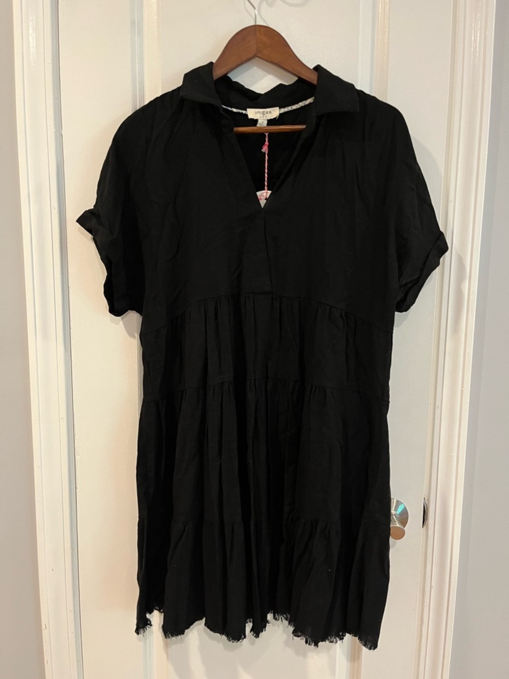 Umgee Black V-Neck Short Sleeve Tiered Dress